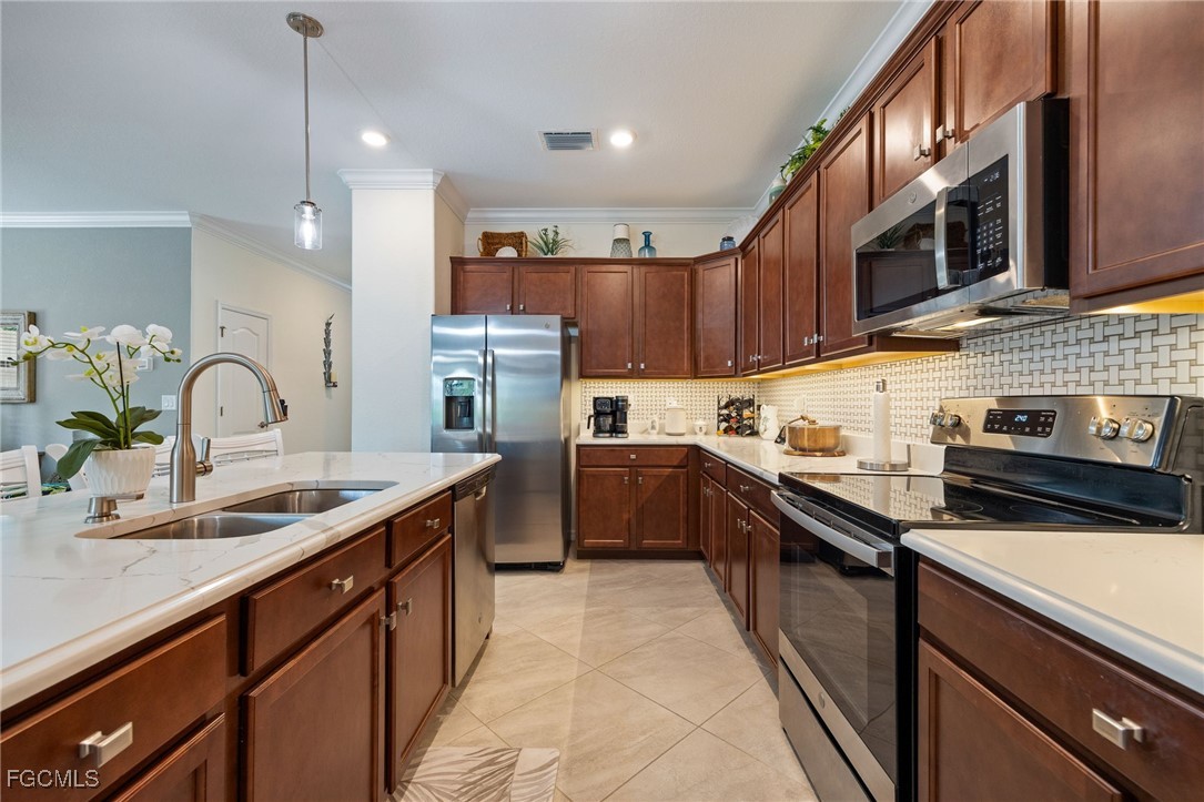 14522 Monrovia LN