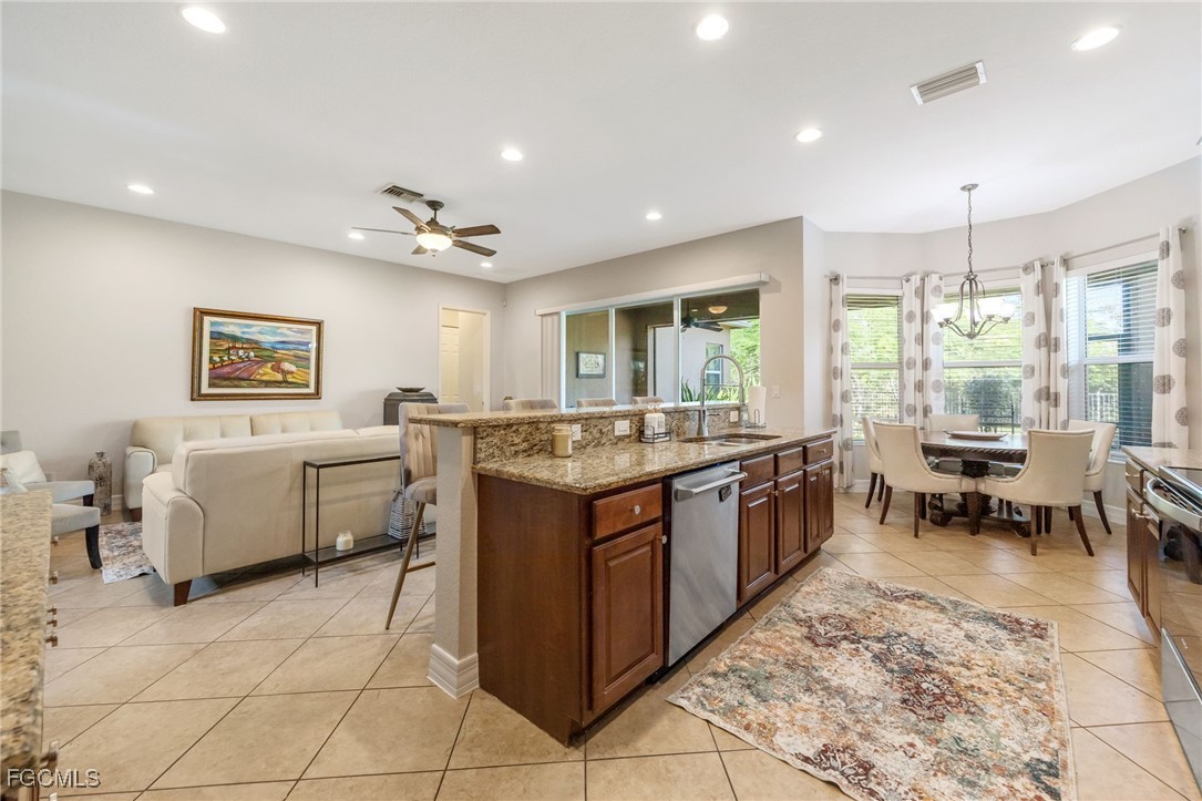 10117 Silver Maple CT