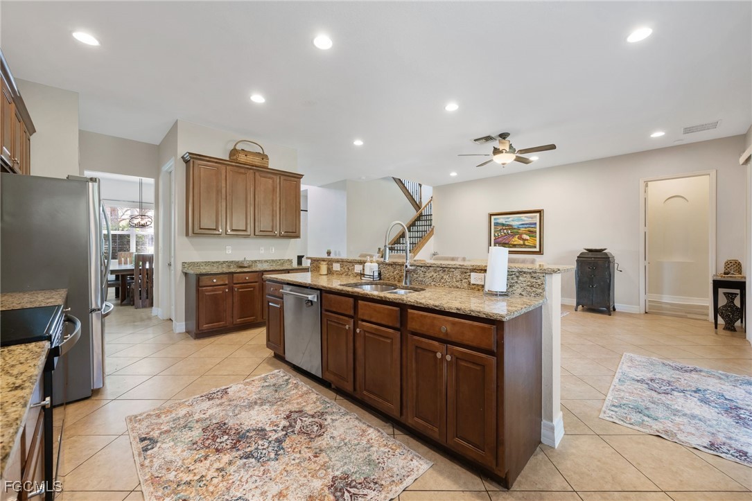 10117 Silver Maple CT