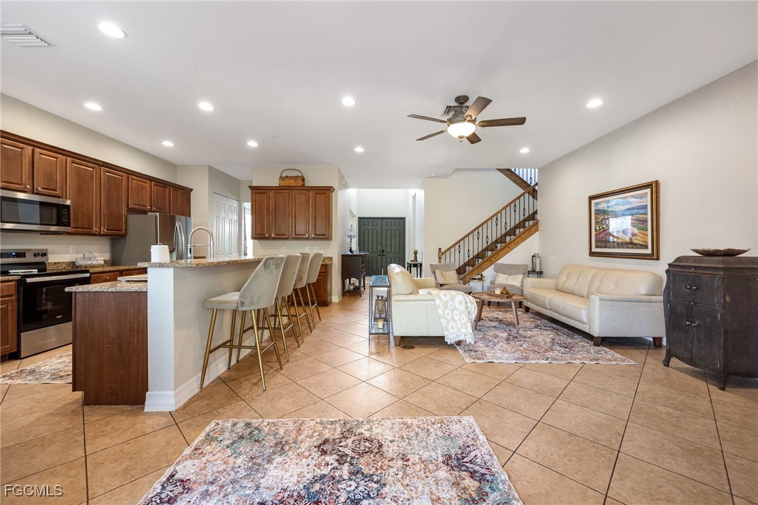 10117 Silver Maple CT