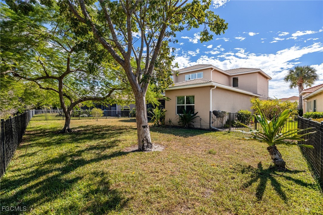 10117 Silver Maple CT