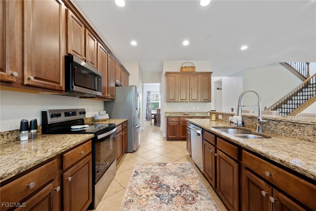 10117 Silver Maple CT