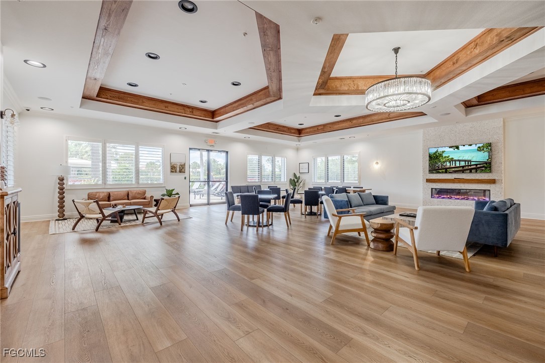 10117 Silver Maple CT