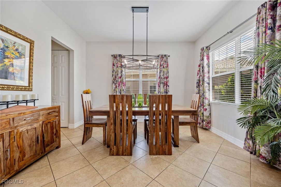 10117 Silver Maple CT