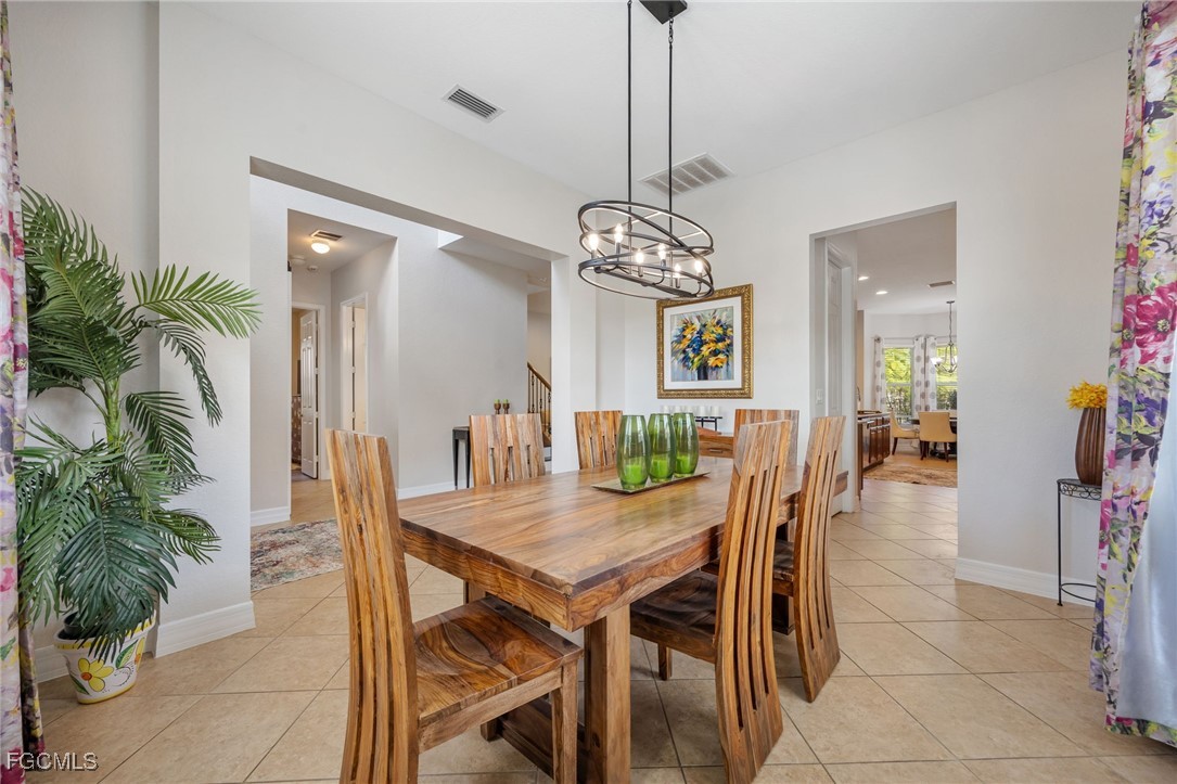10117 Silver Maple CT