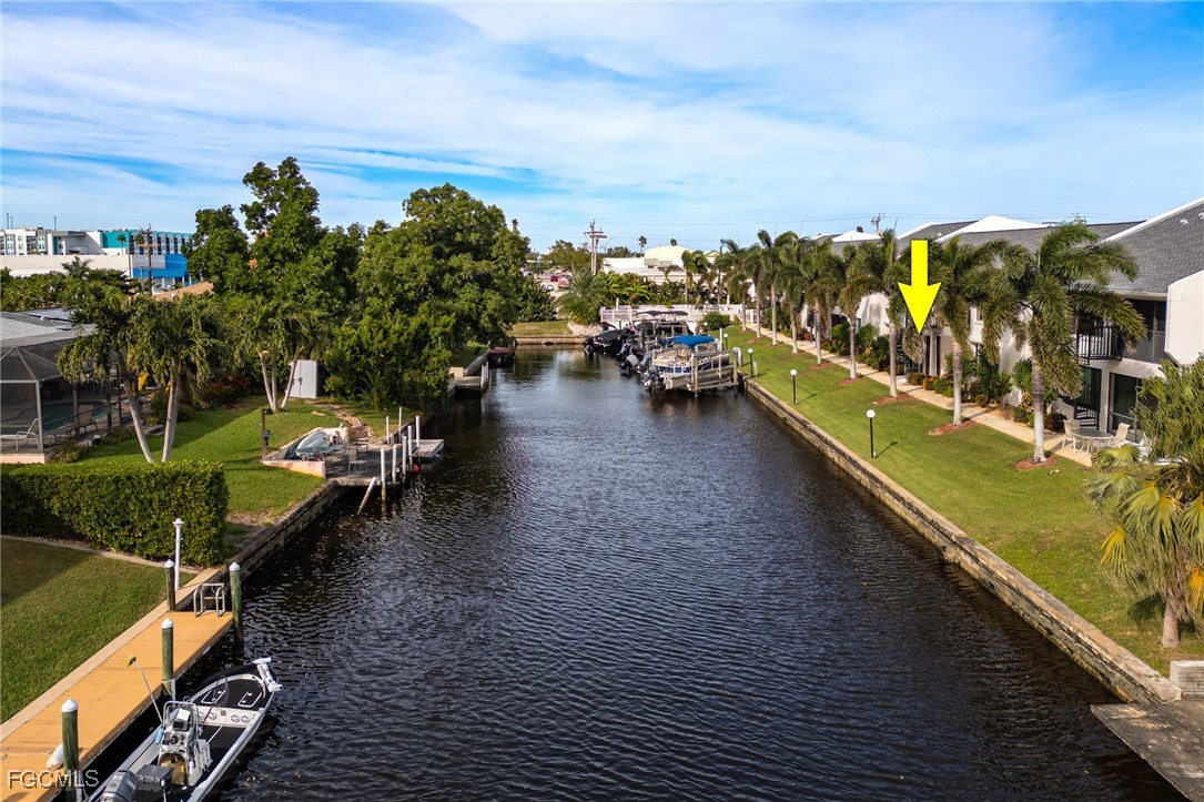 4904 Vincennes ST 103