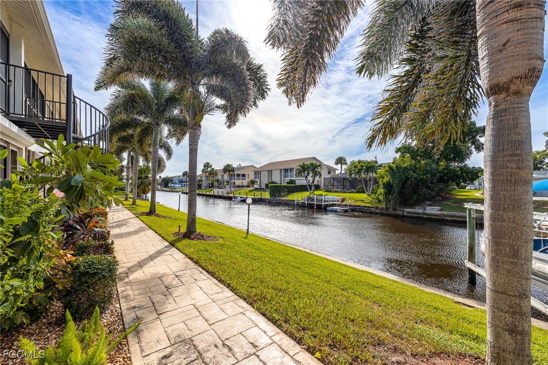 4904 Vincennes ST 103