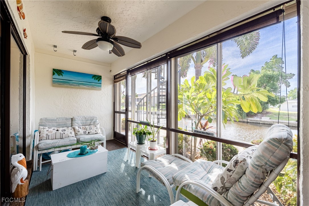 4904 Vincennes ST 103