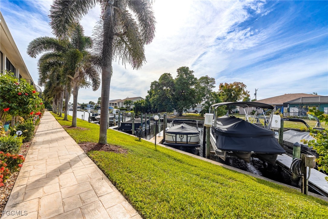 4904 Vincennes ST 103