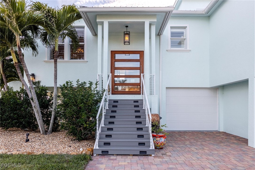 3807 San Carlos DR