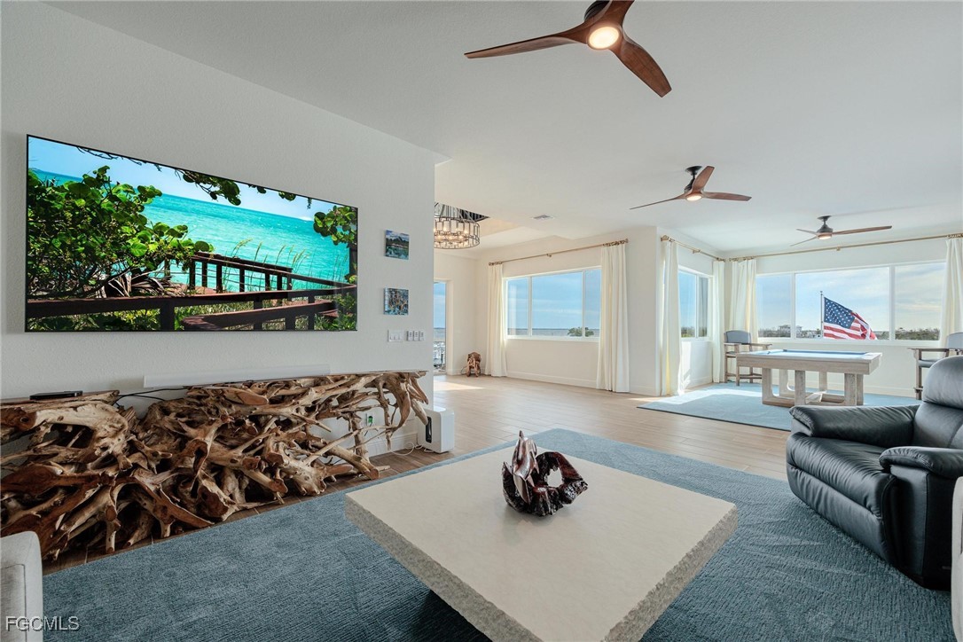 3807 San Carlos DR
