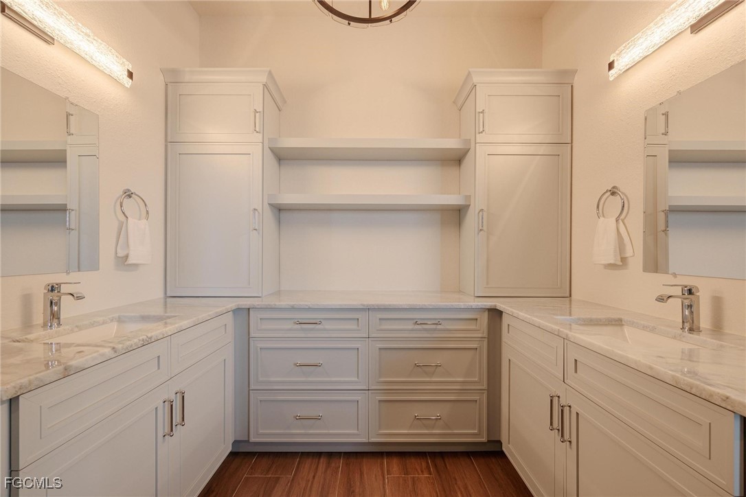 3807 San Carlos DR