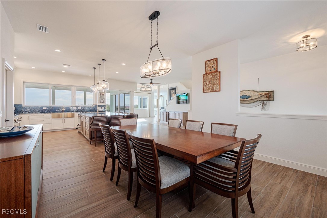 3807 San Carlos DR