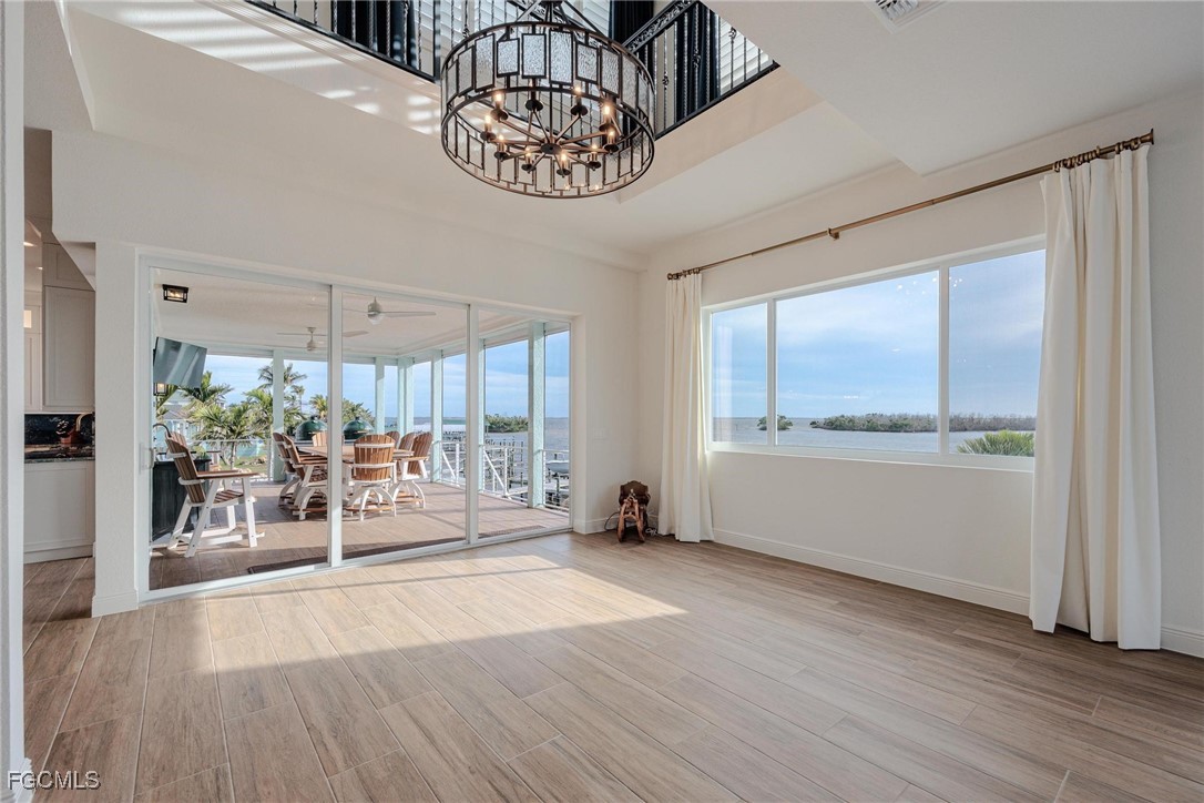 3807 San Carlos DR