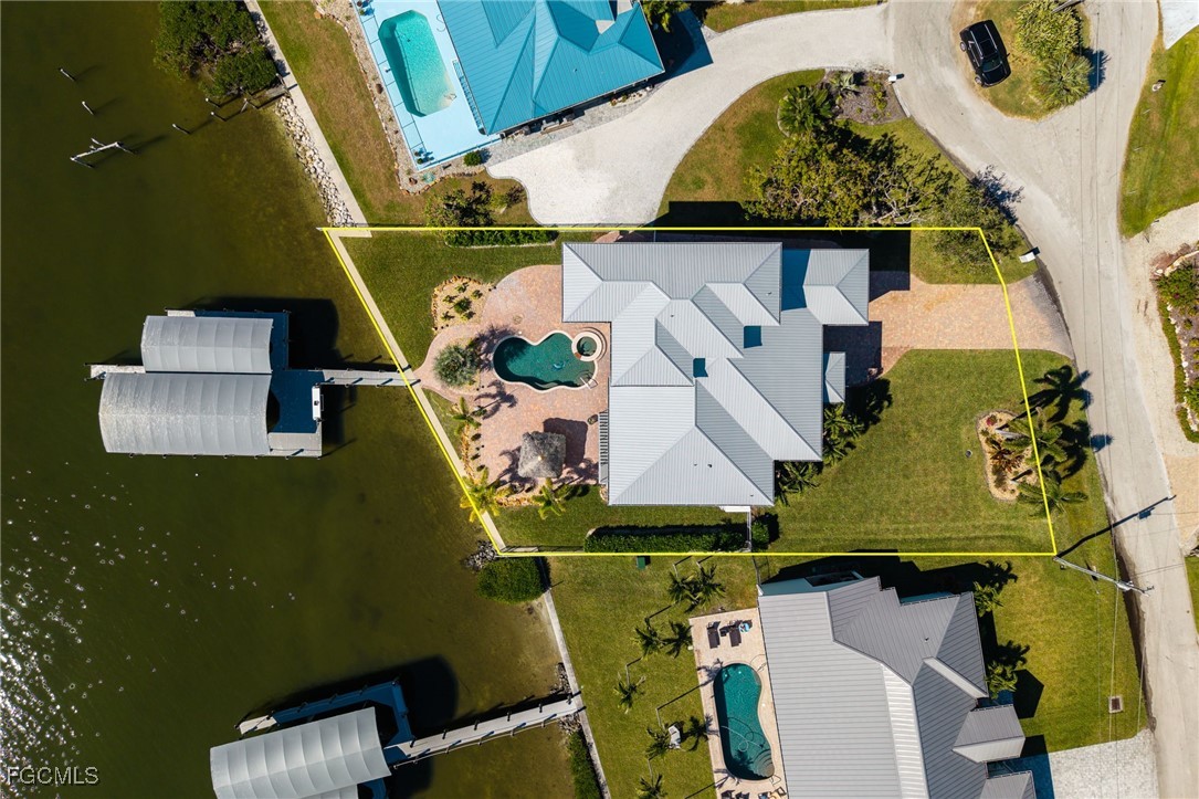3807 San Carlos DR