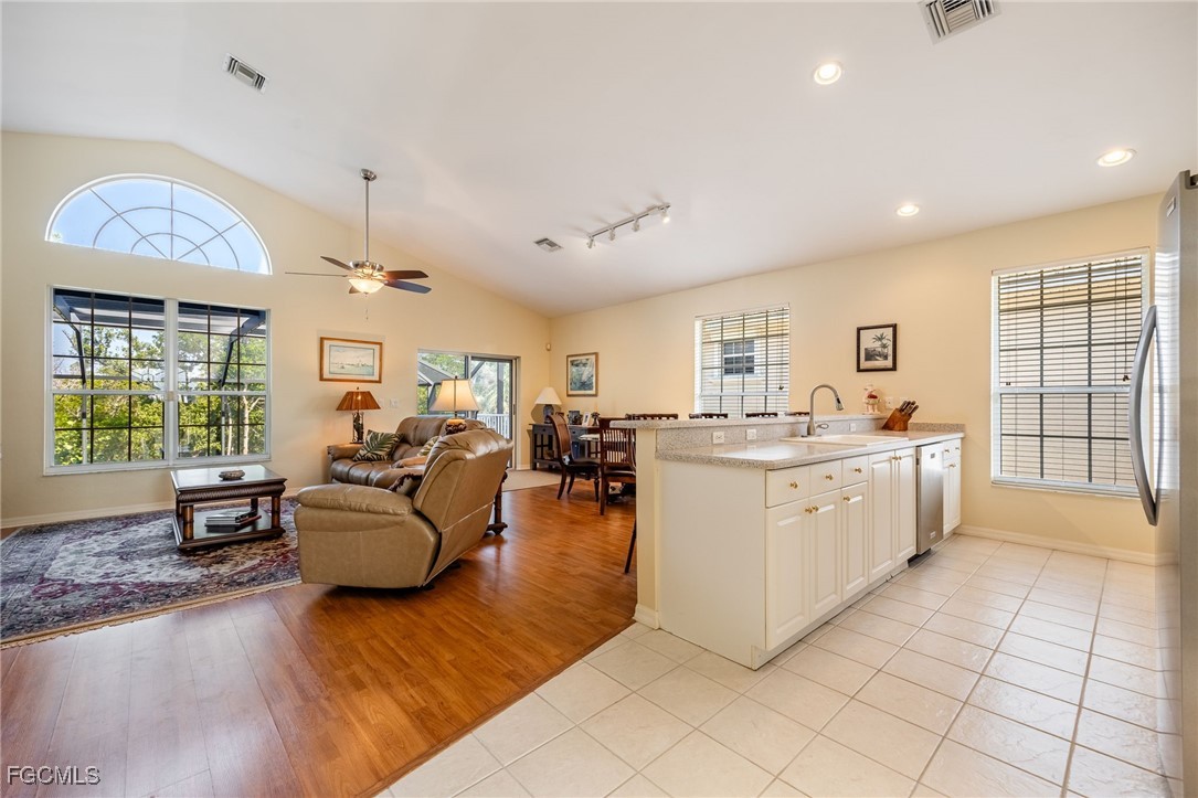 12206 Siesta DR