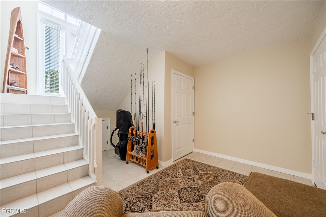 12206 Siesta DR