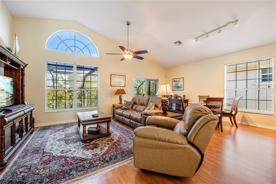 12206 Siesta DR