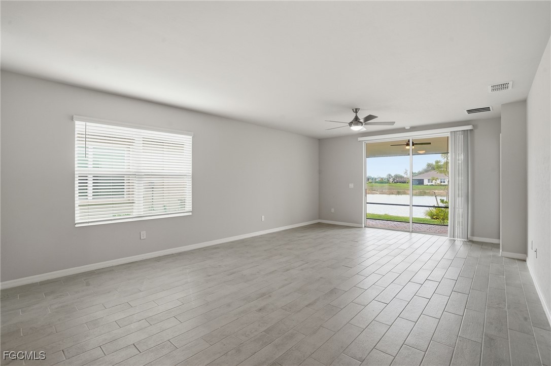 20684 Plumwood LOOP