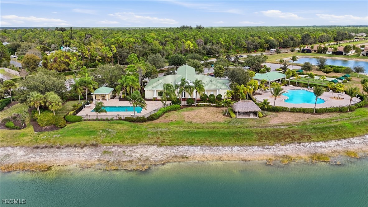 20684 Plumwood LOOP