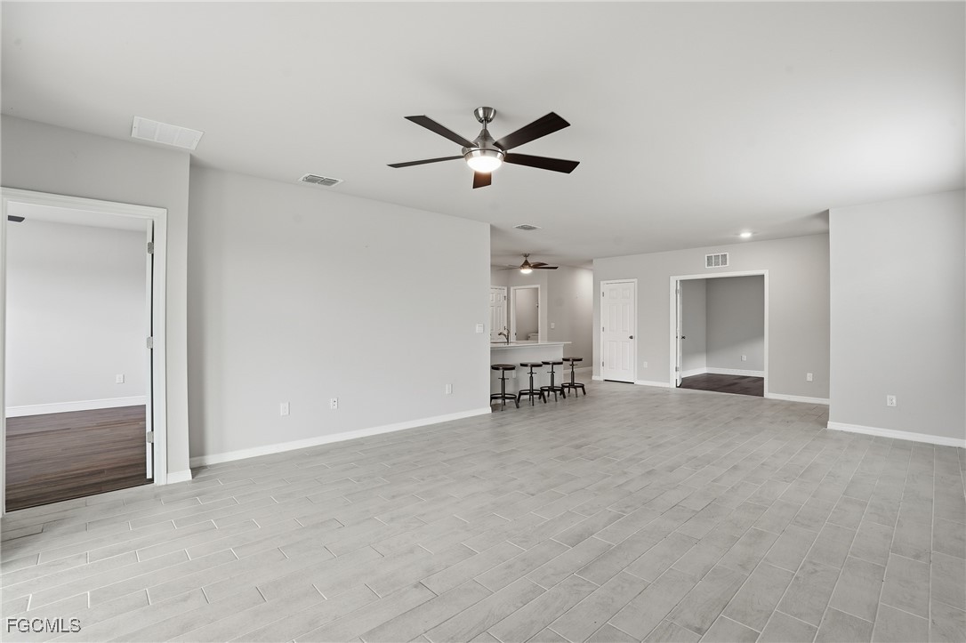 20684 Plumwood LOOP