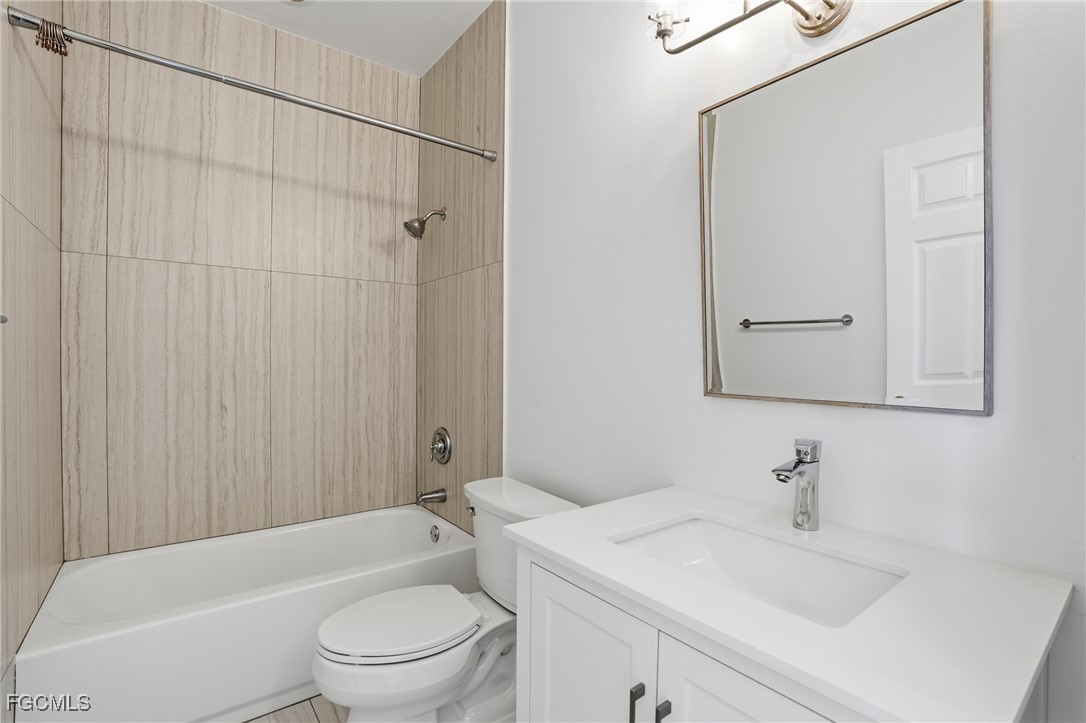 15401 Bellamar CIR 621