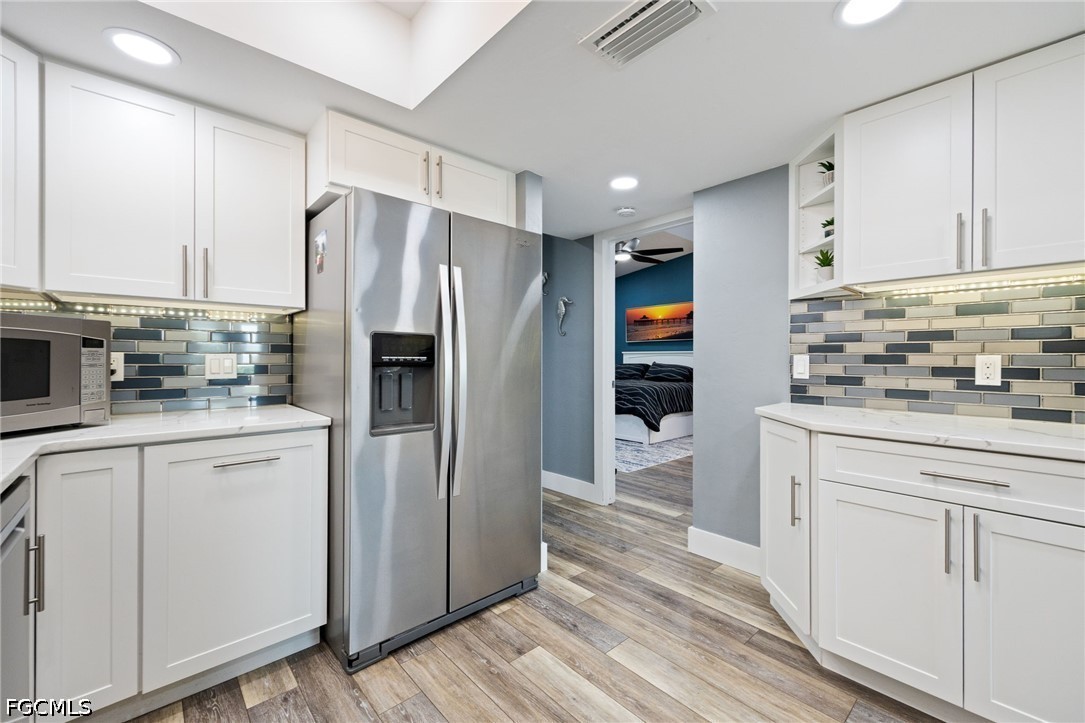 4904 Vincennes ST 204