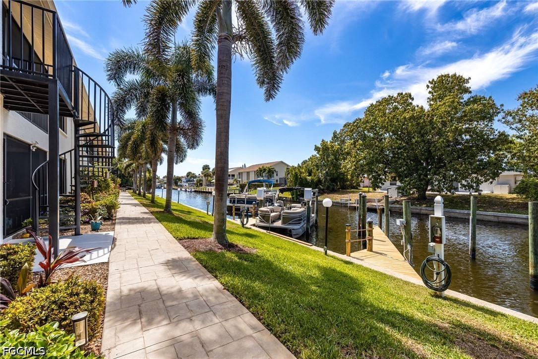 4904 Vincennes ST 204