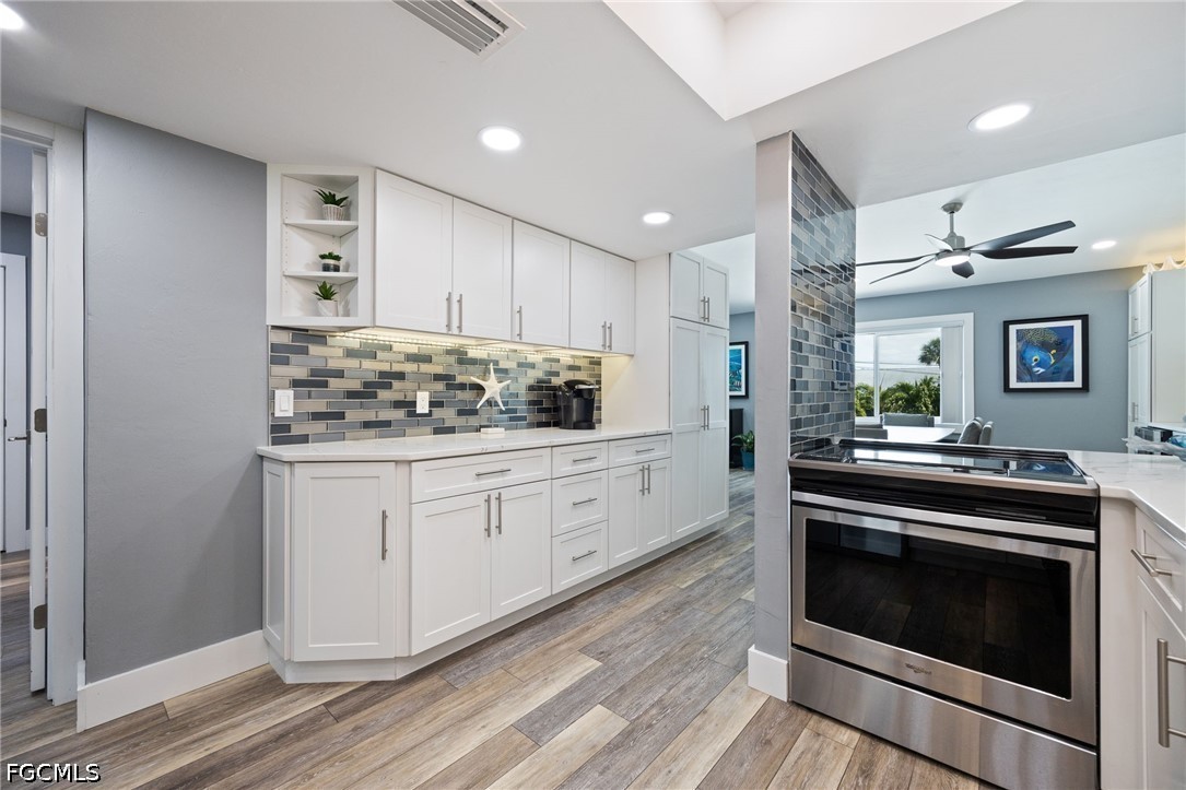 4904 Vincennes ST 204