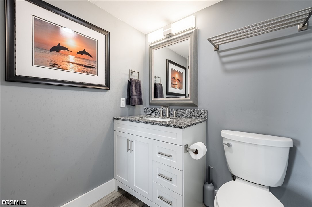 4904 Vincennes ST 204