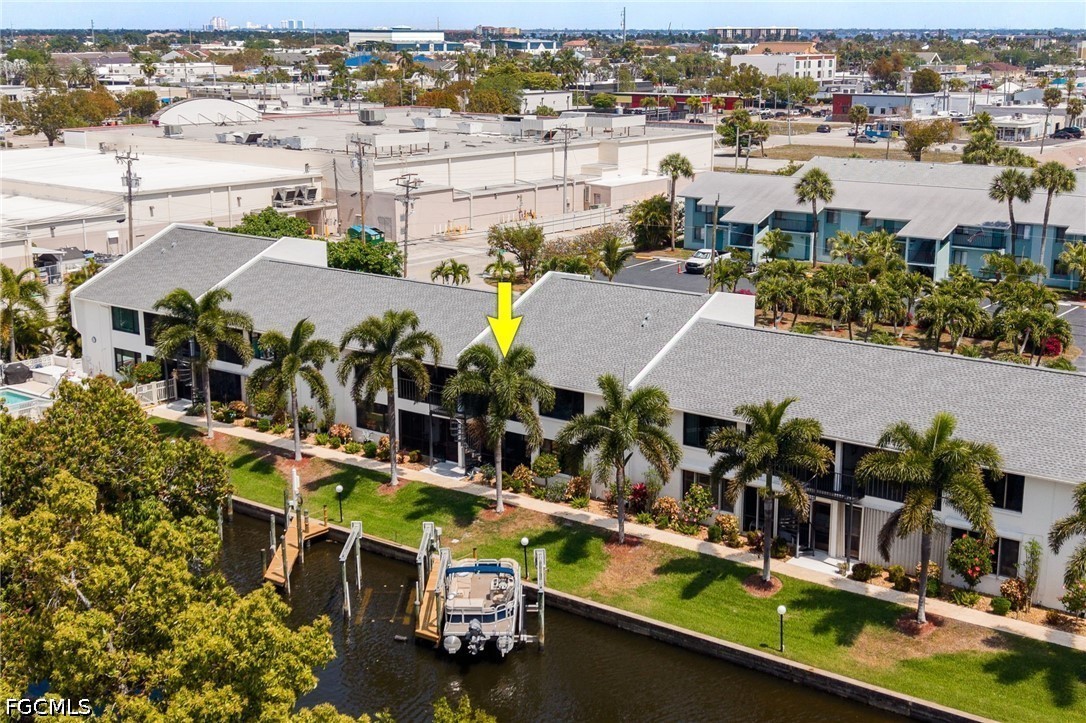 4904 Vincennes ST 204