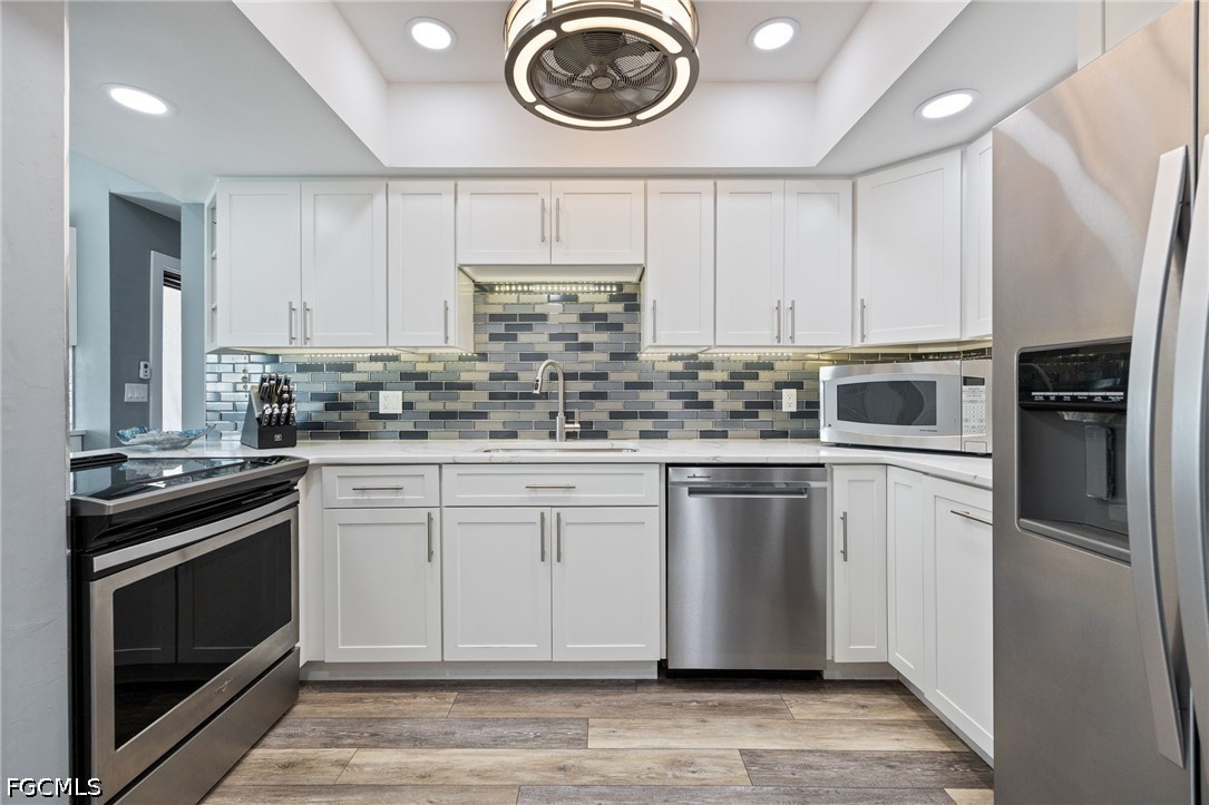 4904 Vincennes ST 204