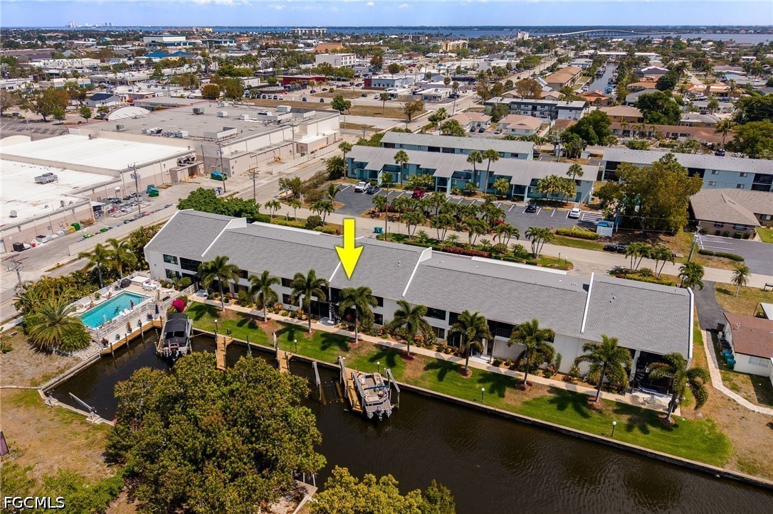 4904 Vincennes ST 204