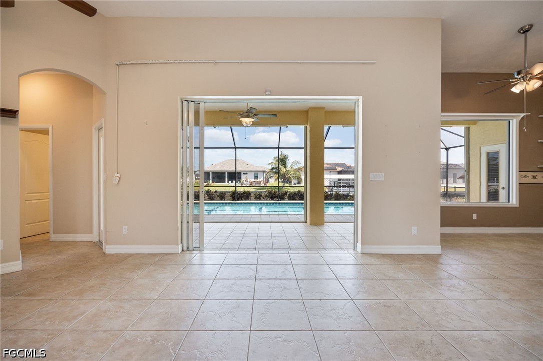 3437 NW 18th TER