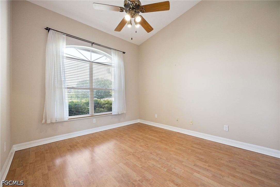 3437 NW 18th TER