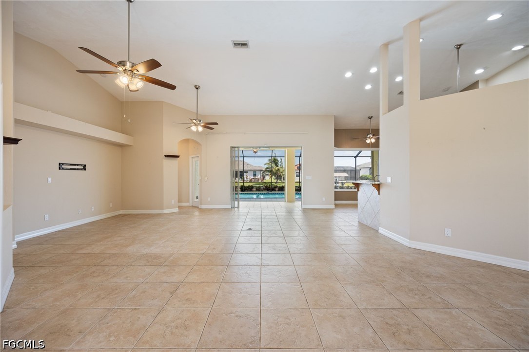 3437 NW 18th TER