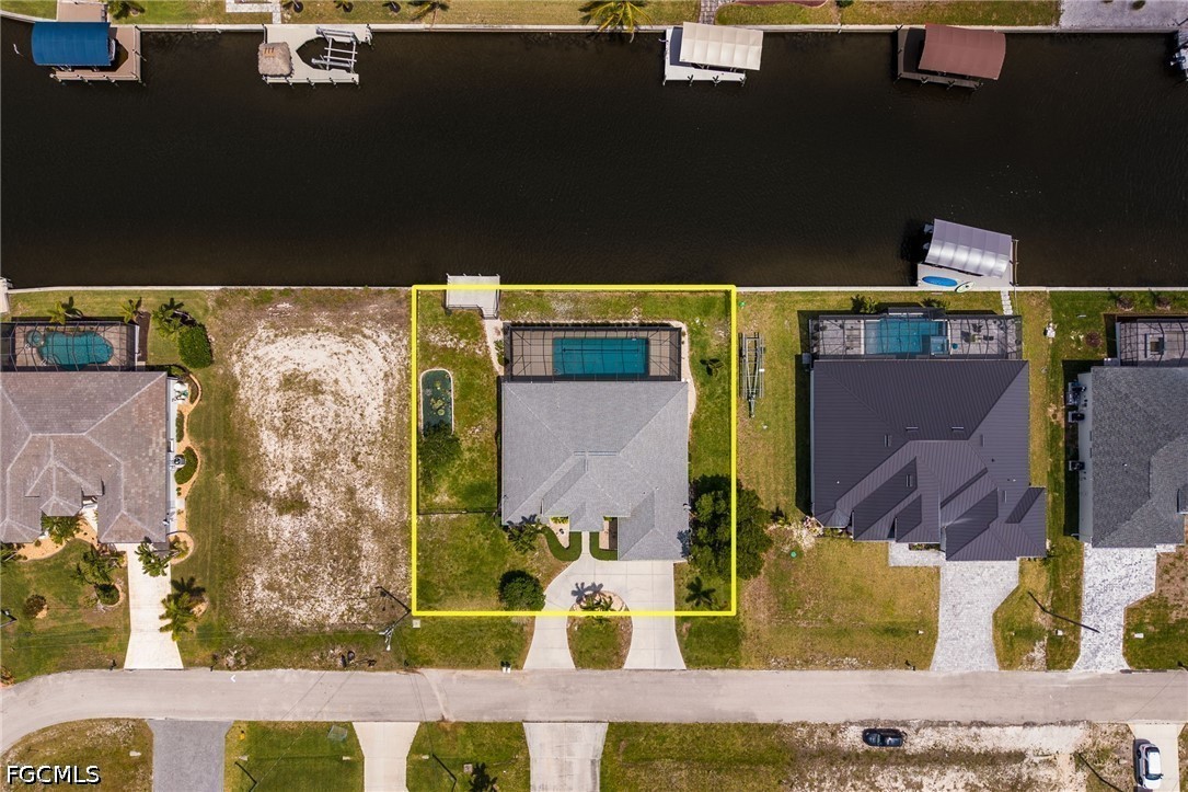 3437 NW 18th TER