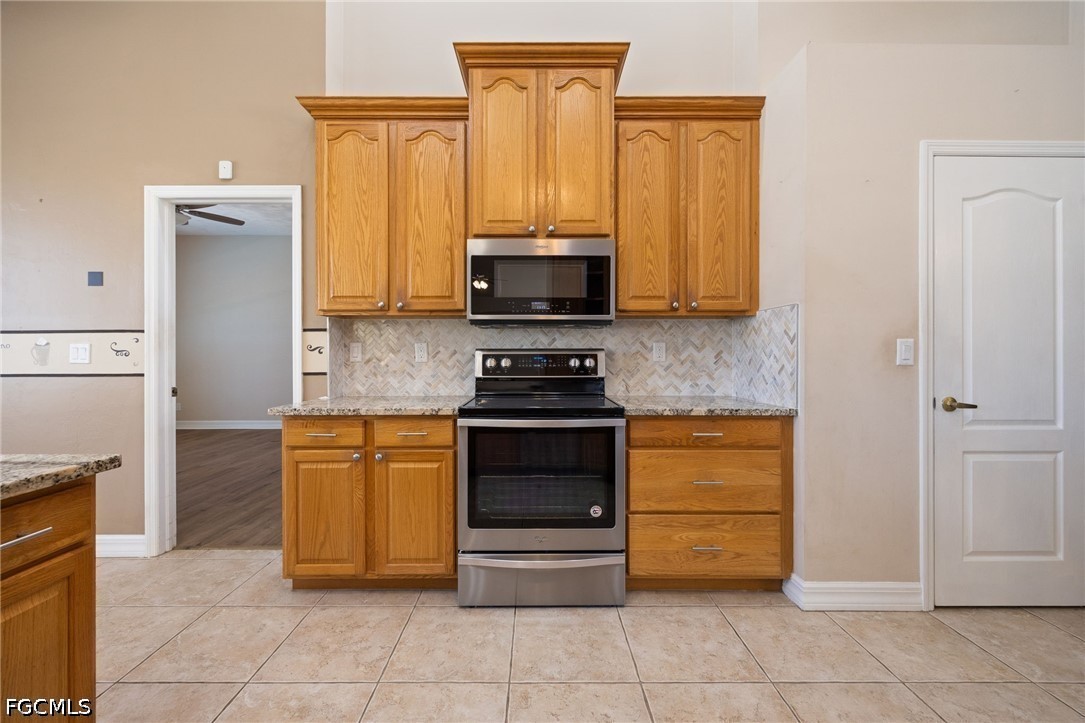 3437 NW 18th TER