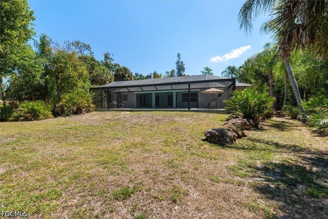 15985 Briarcliff LN