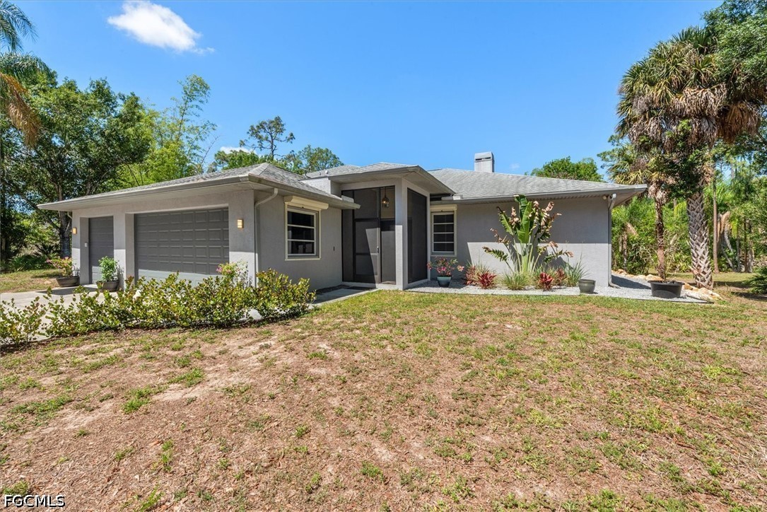 15985 Briarcliff LN