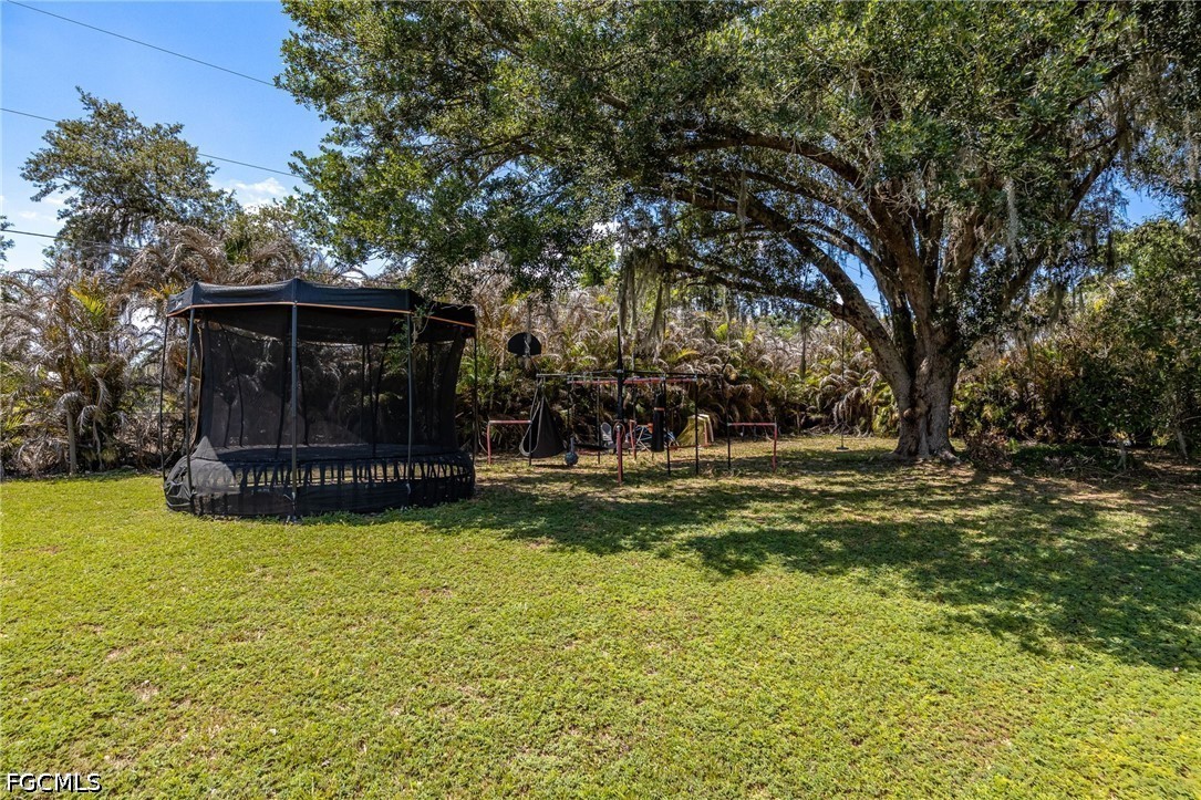 5060 Melaluca DR