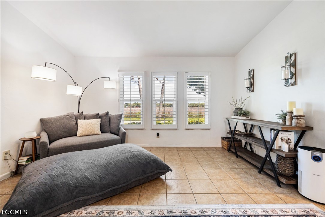 5060 Melaluca DR