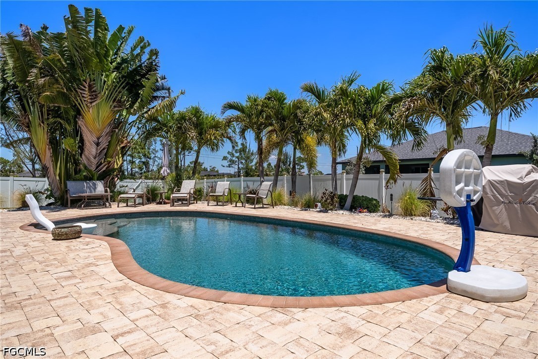 2553 NW 21st PL