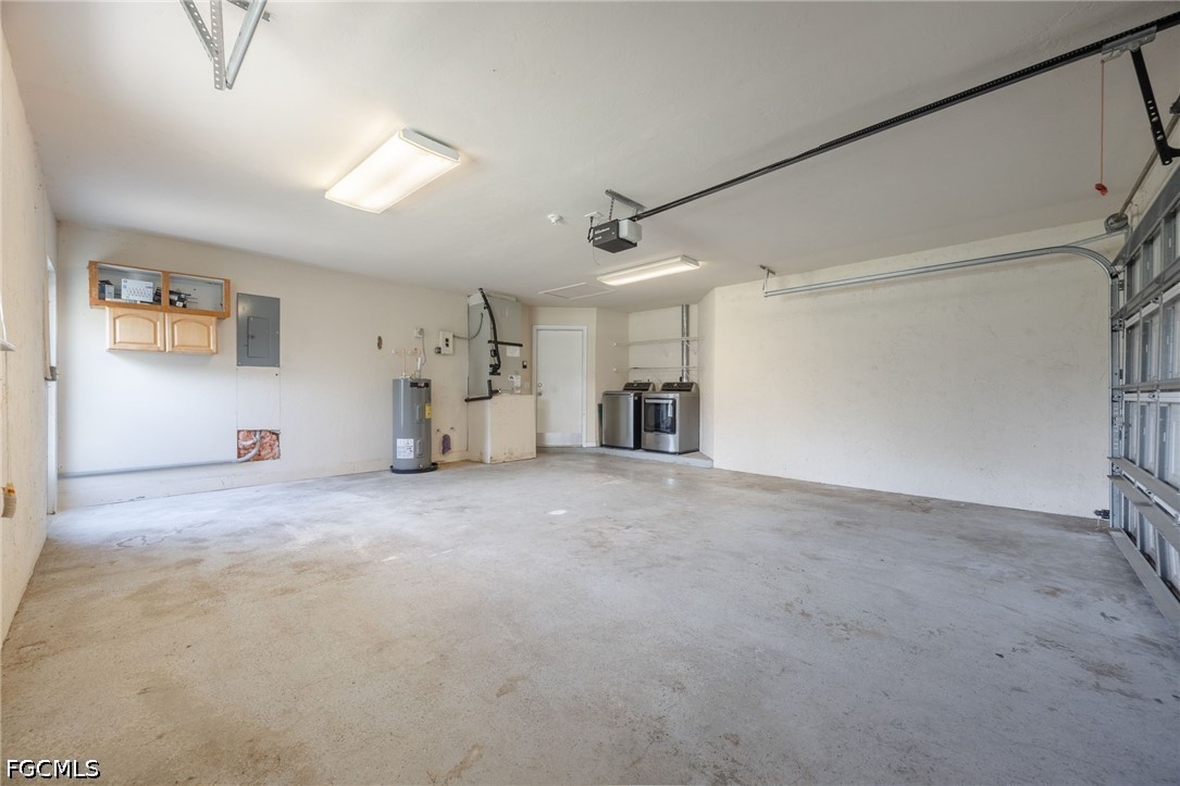 22031 Edwards DR