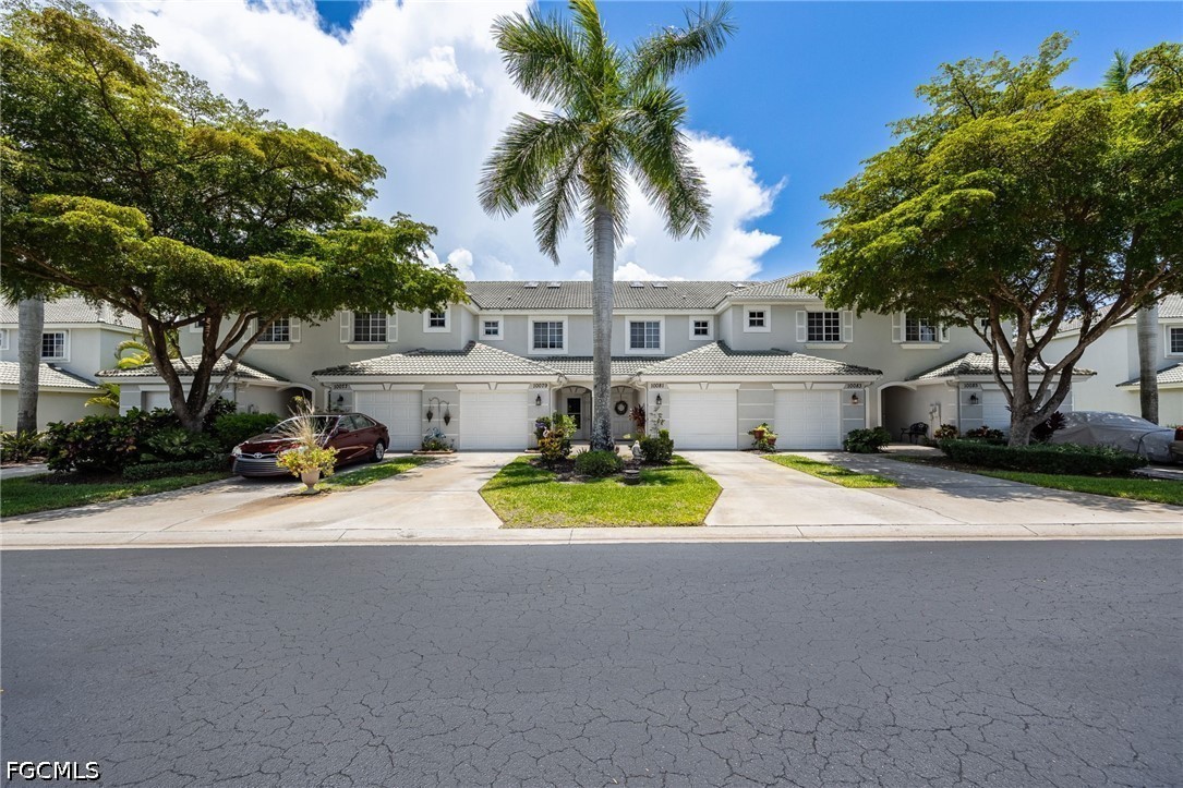 10083 Poppy Hill DR
