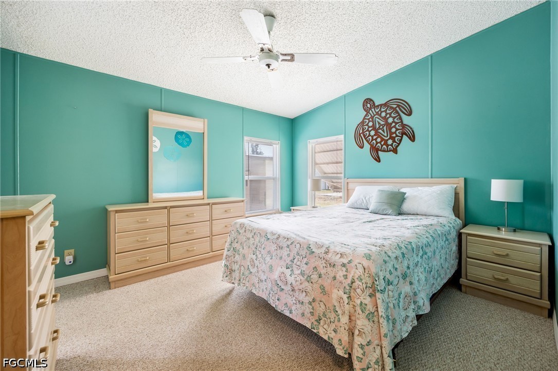 4931 Needle Fish LN