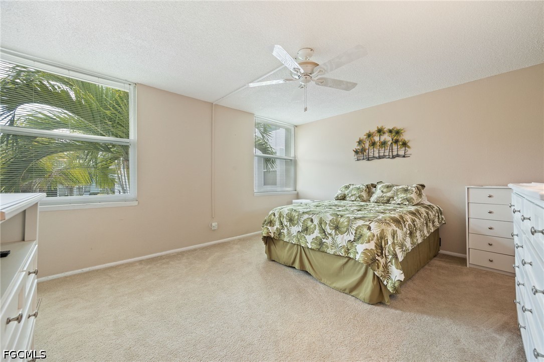 5959 Winkler RD 218