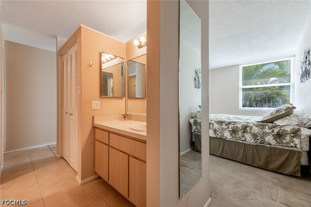 5959 Winkler RD 218