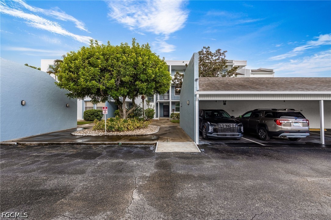 5959 Winkler RD 218