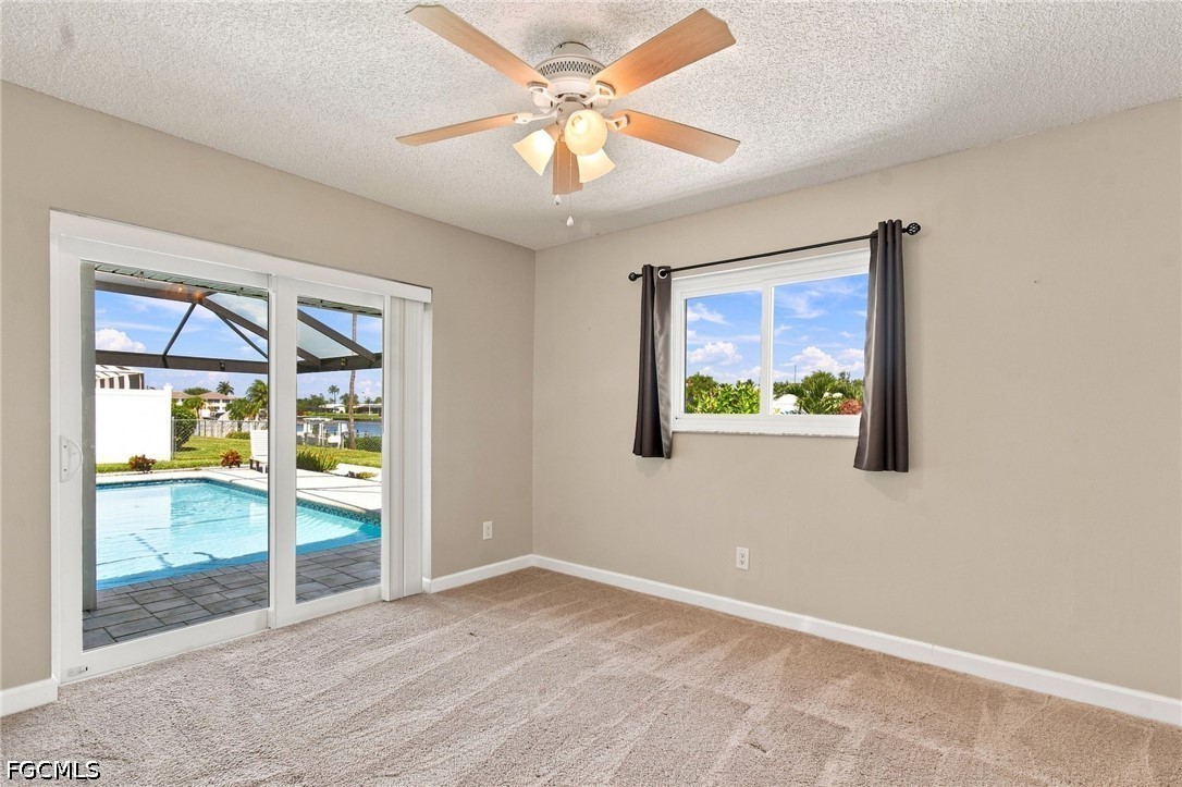 1017 SE 36th TER